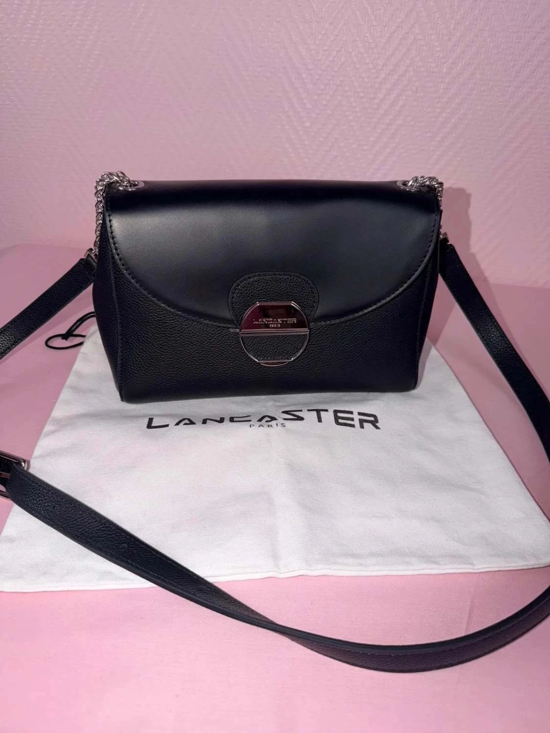 Bolso negro Lancaster nunca usado – photo 3